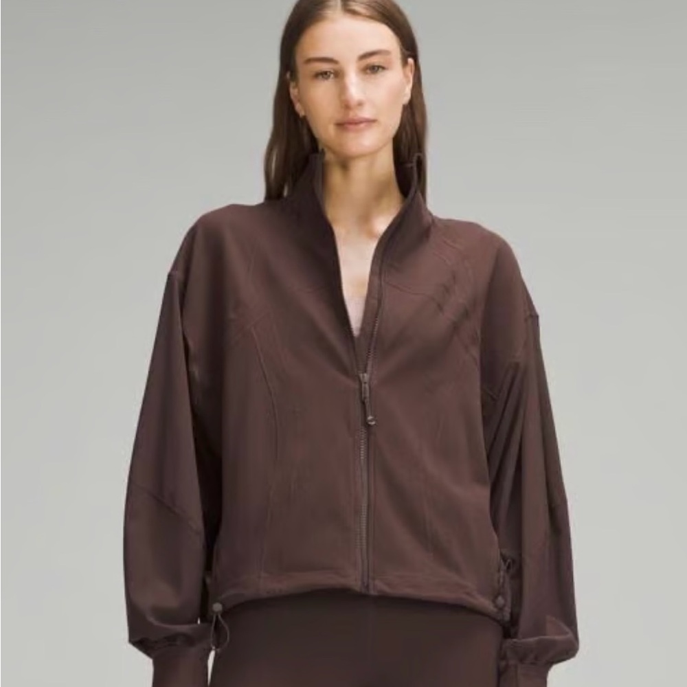 Lululemon relaxed define size 10
